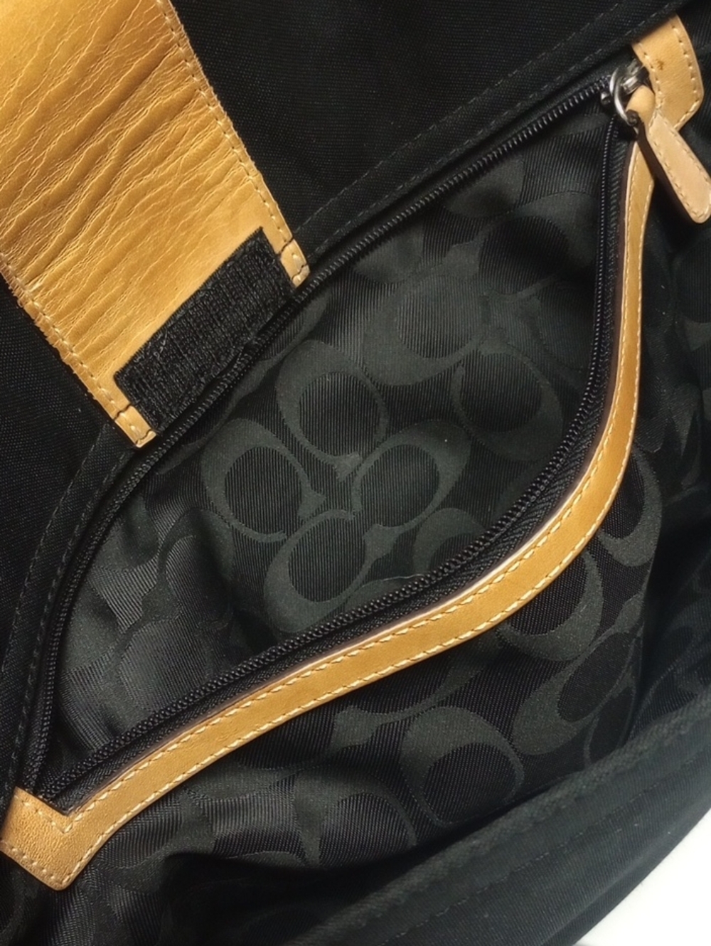 COACH "HUDSON" MESSENGER LAPTOP BUSINESS TRAVEL BLACK BAG WITH TAN LEATHER TRIM - Picture 8 of 16